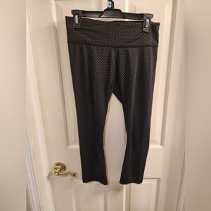 LULULEMON Dotted Print Leggings cropped size 6